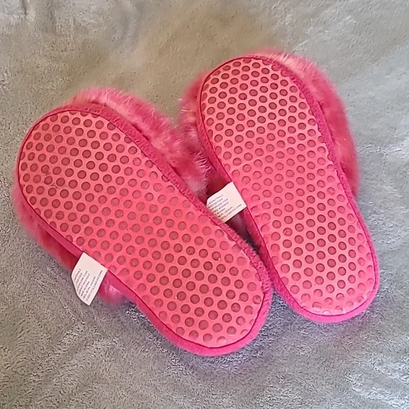 Pygmy Puff Slippers - Picture 3 of 3